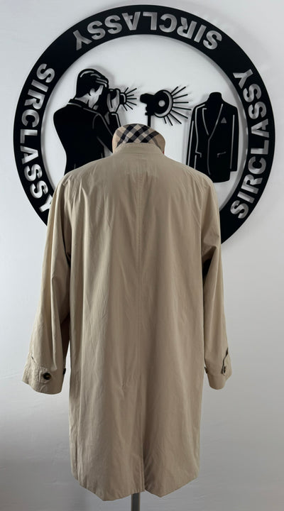 Gabardina Burberry (L)