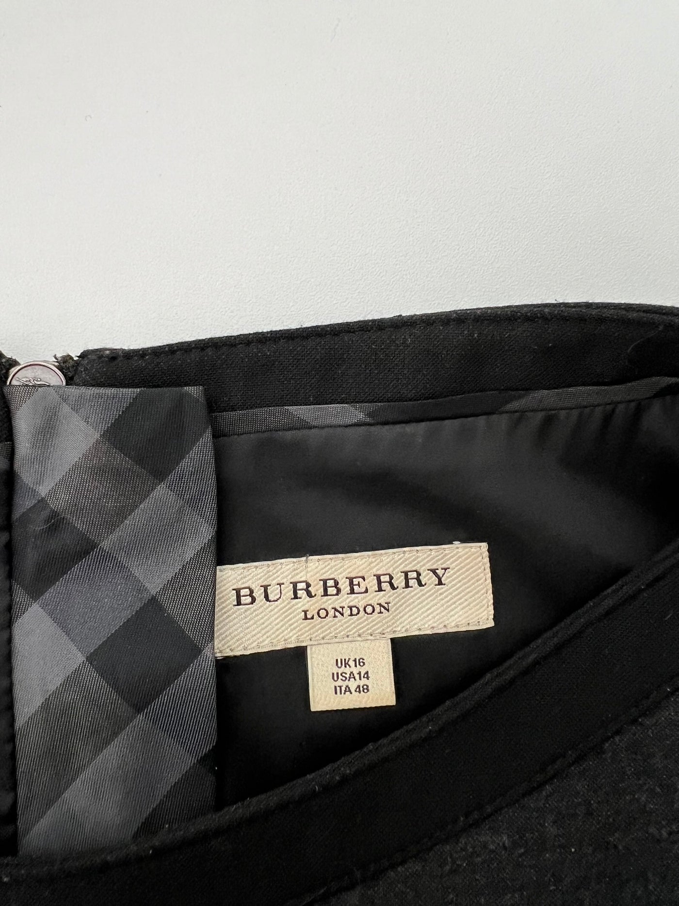 Vestido Burberry (XL)