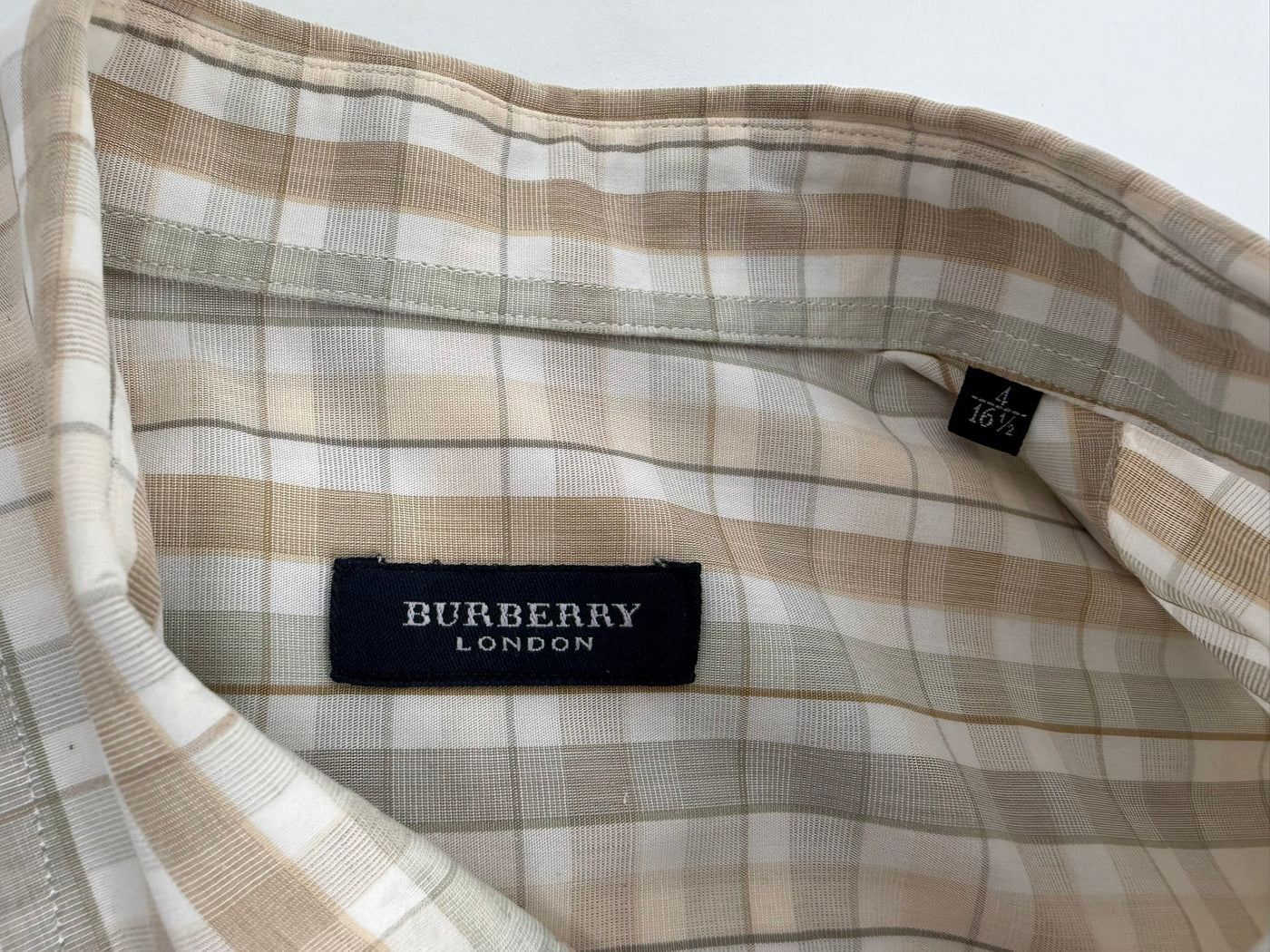 Camisa Burberry (L)