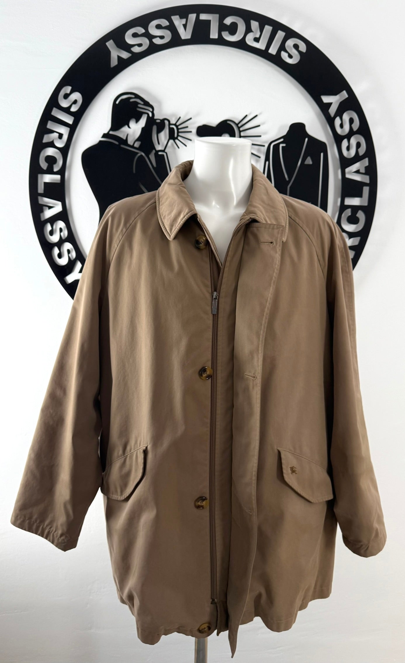 Abrigo Burberry (XXL)