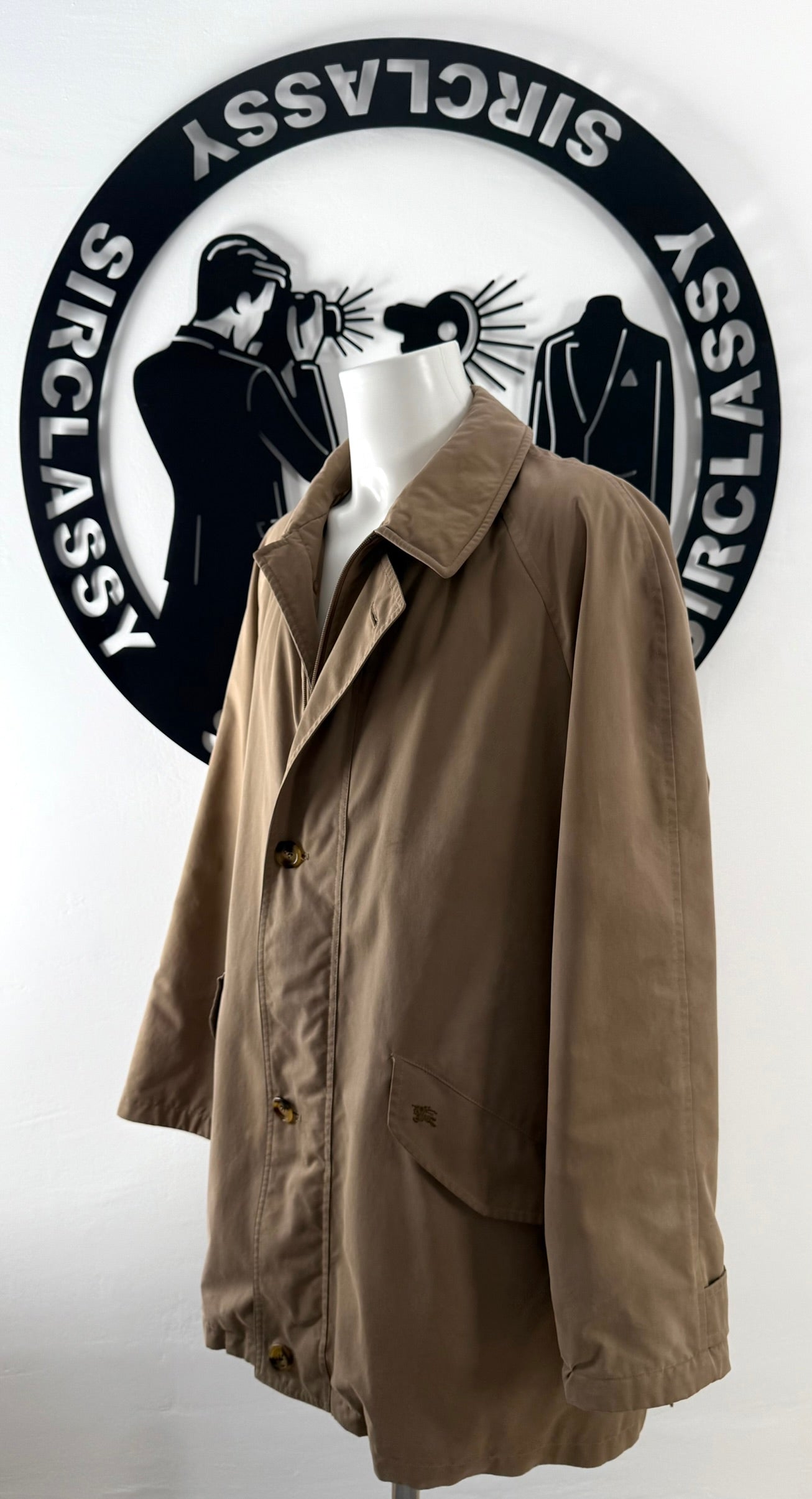 Abrigo Burberry (XXL)
