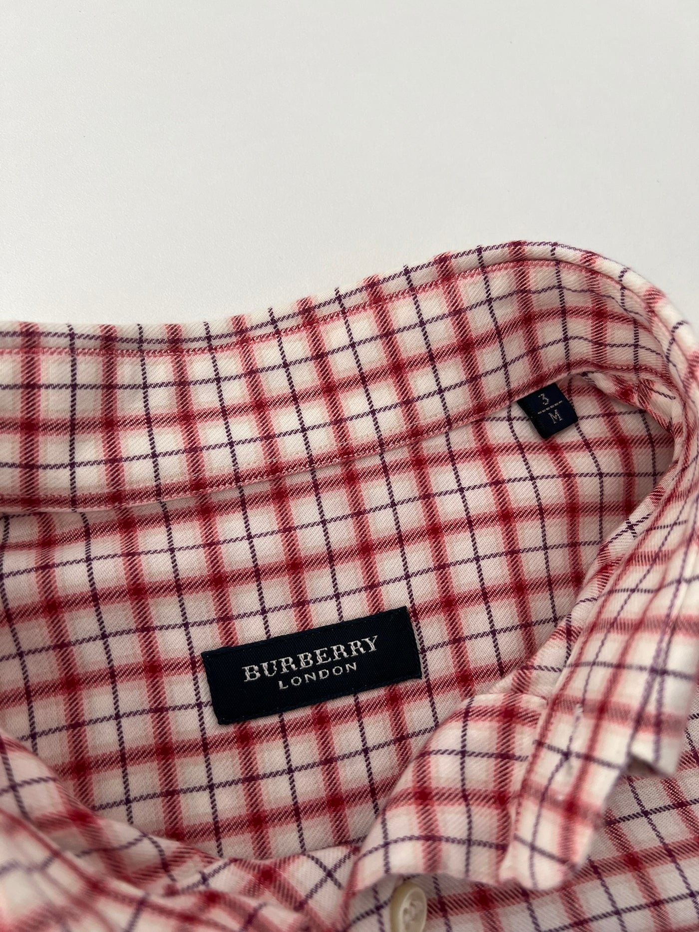 Camisa Burberry (M)