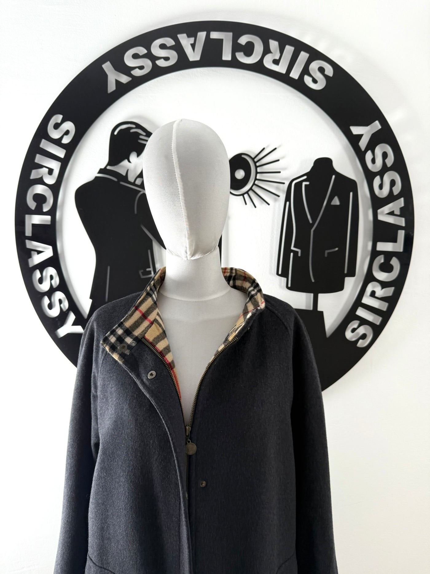Abrigo Burberry (L)