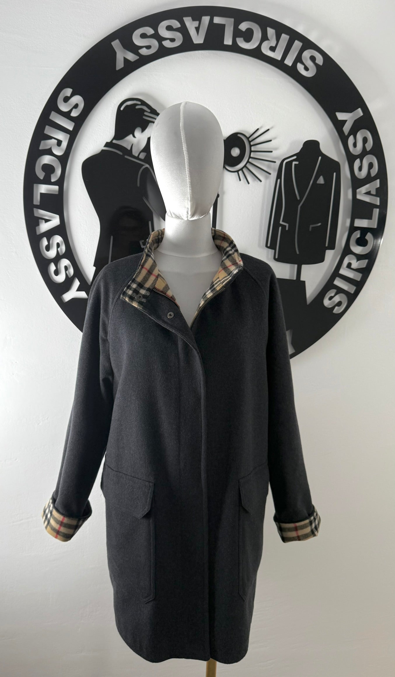 Abrigo Burberry (L)