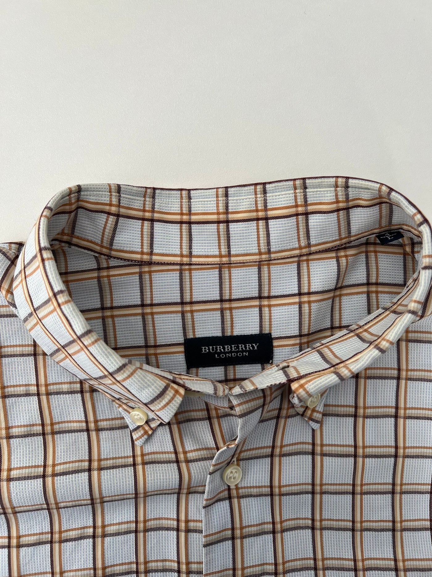 Camisa Burberry (L)