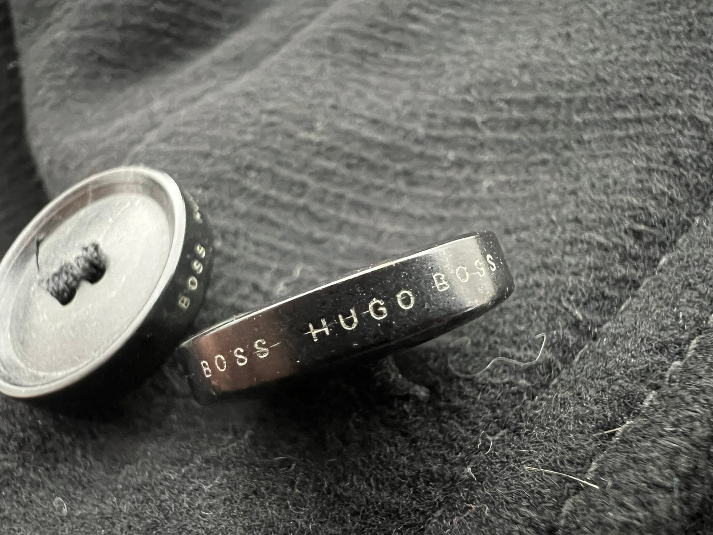 Abrigo Hugo Boss (XXL)