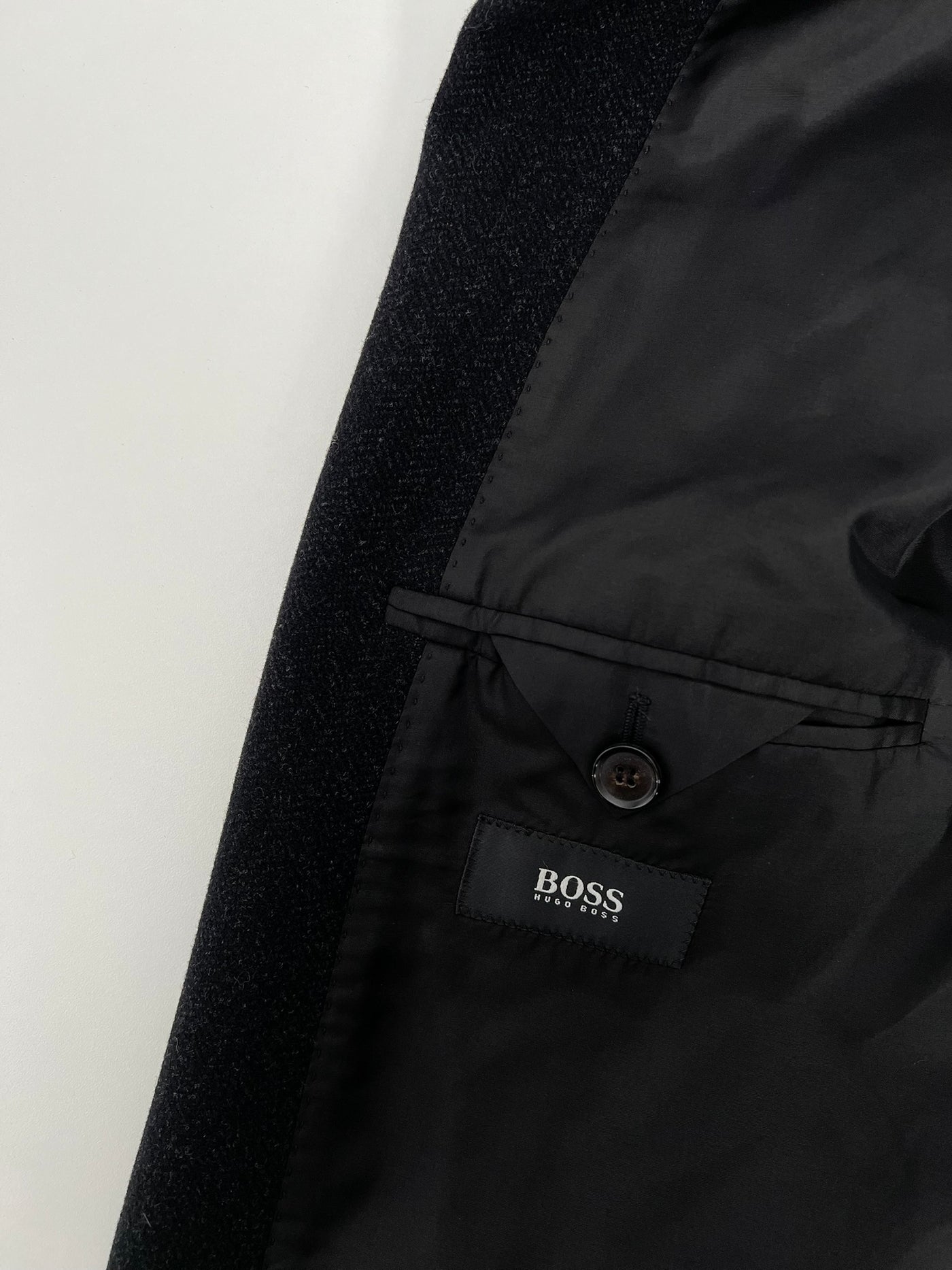 Abrigo Hugo Boss (XXL)