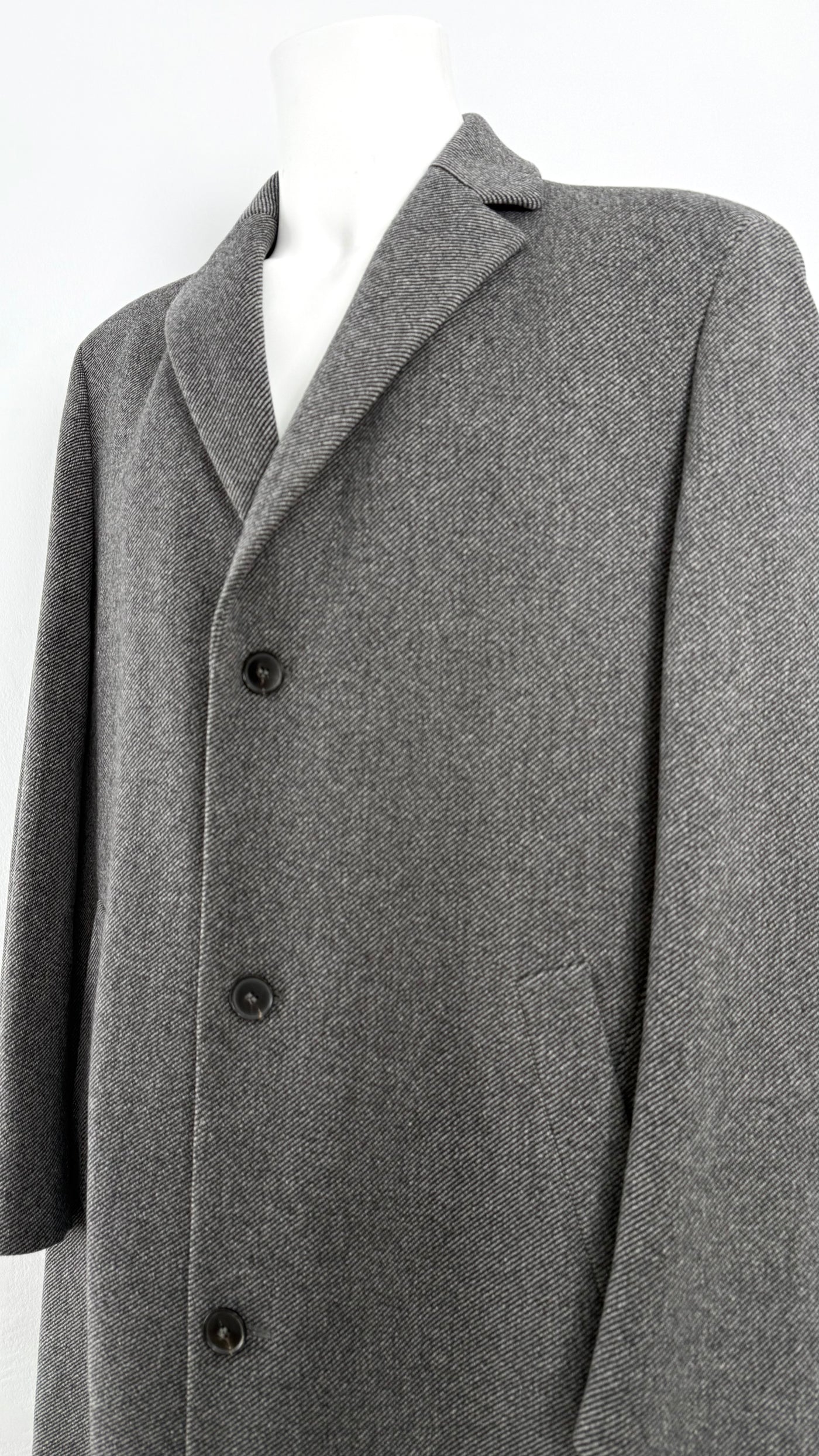 Abrigo Hugo Boss (XL)