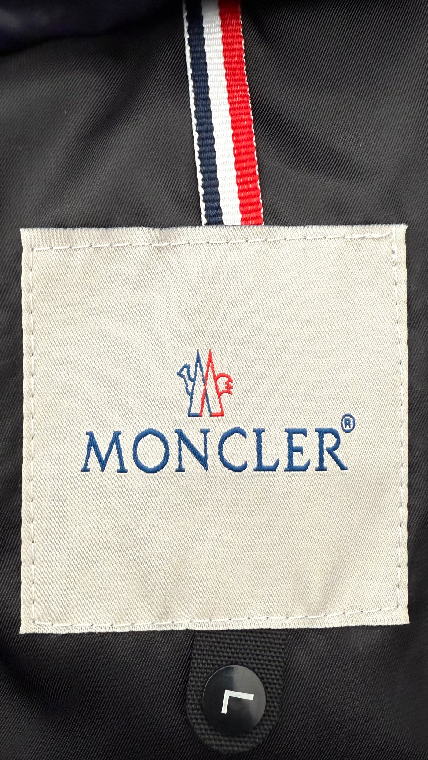 Abrigo de plumas Moncler (M)