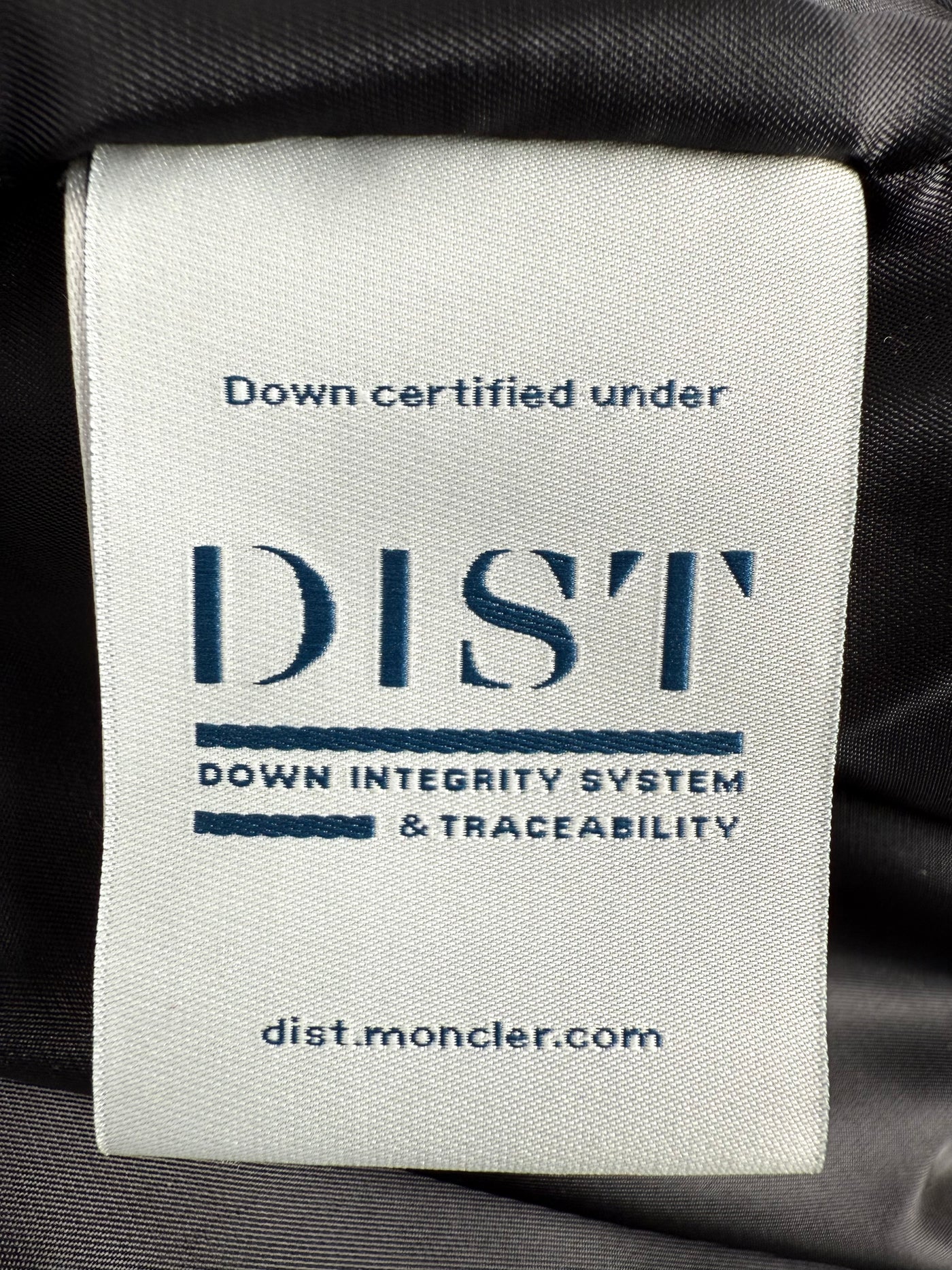 Abrigo de plumas Moncler (M)