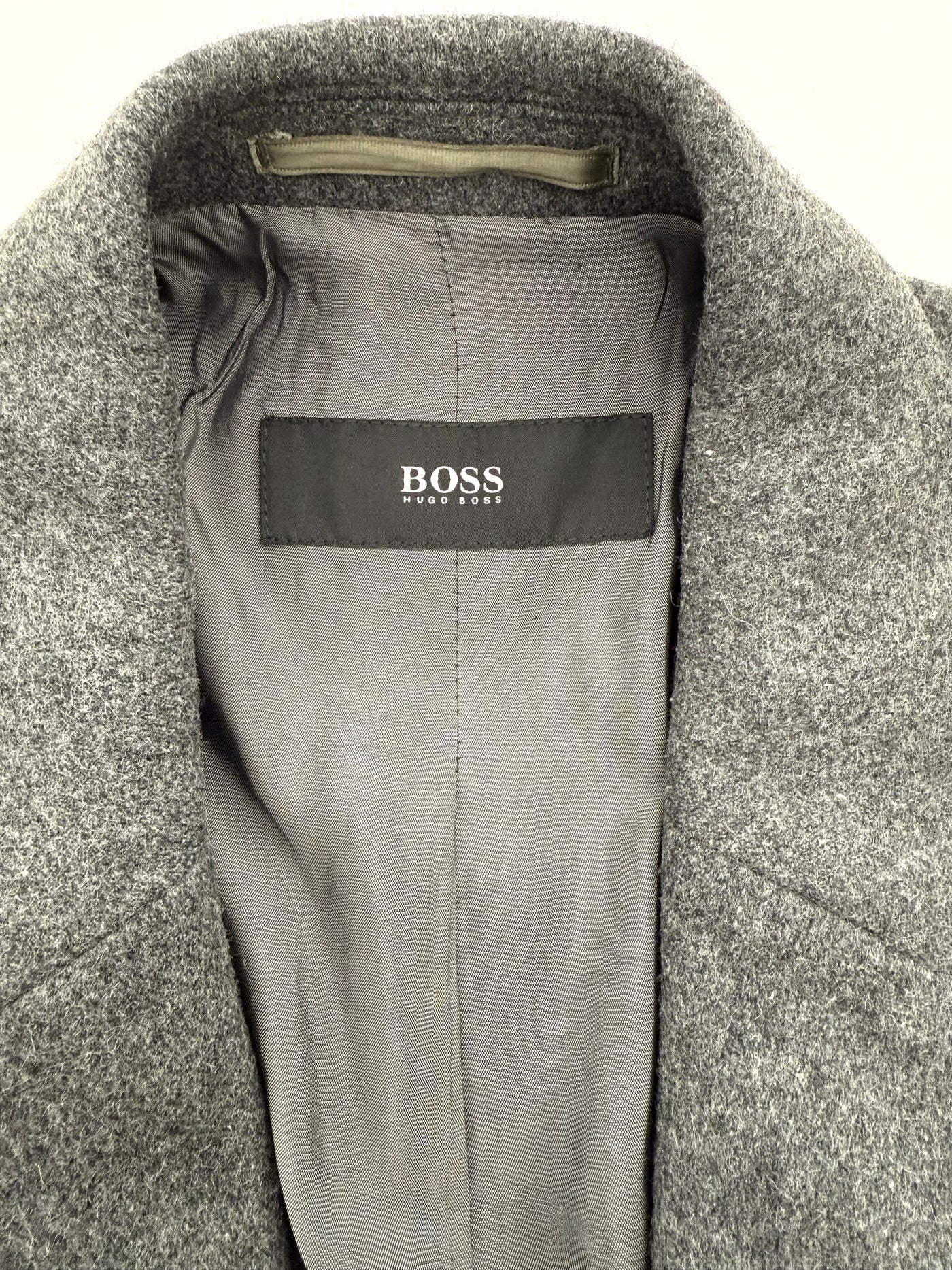 Abrigo Hugo Boss (XL)