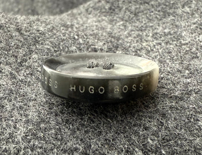 Abrigo Hugo Boss (XL)