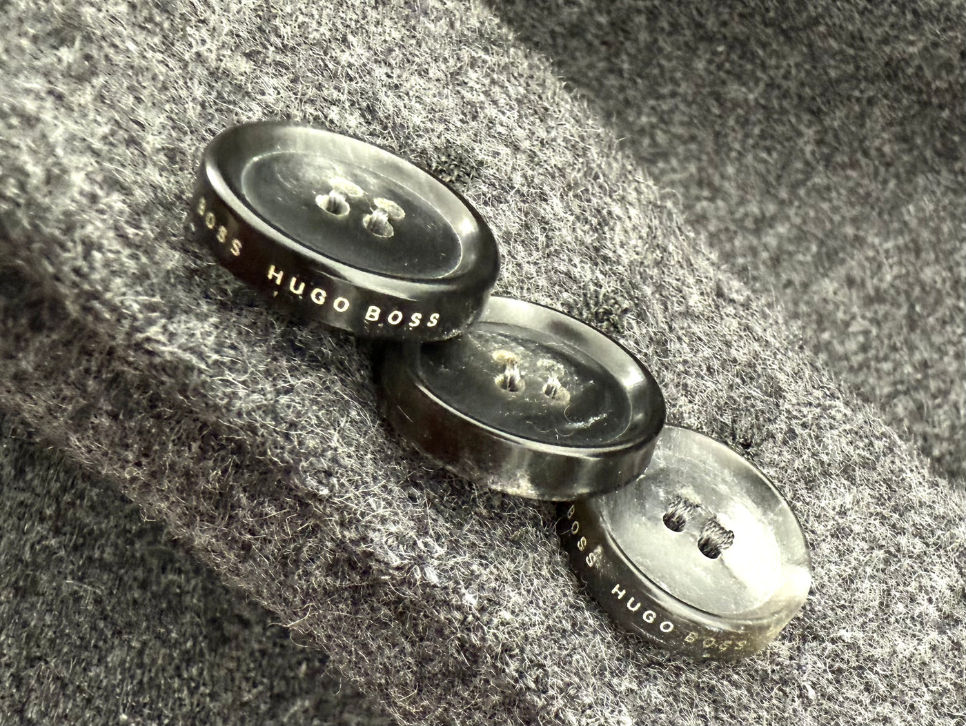 Abrigo Hugo Boss (XL)