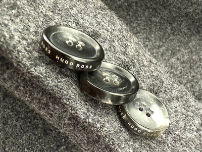 Abrigo Hugo Boss (XL)