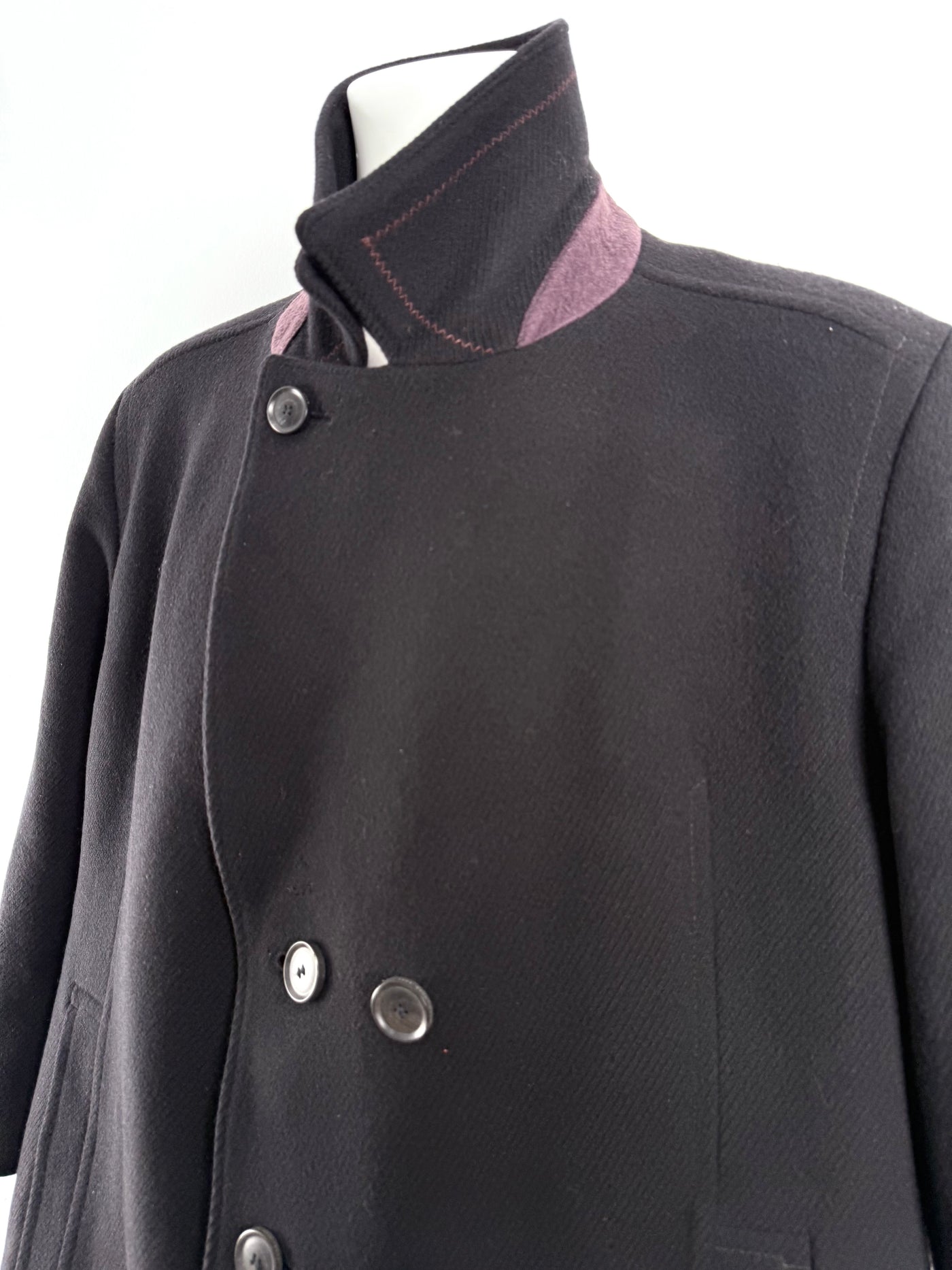 Abrigo Hugo Boss (XL)