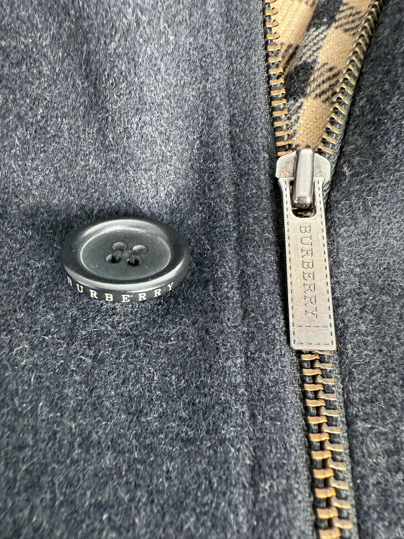 Abrigo Burberry (L)