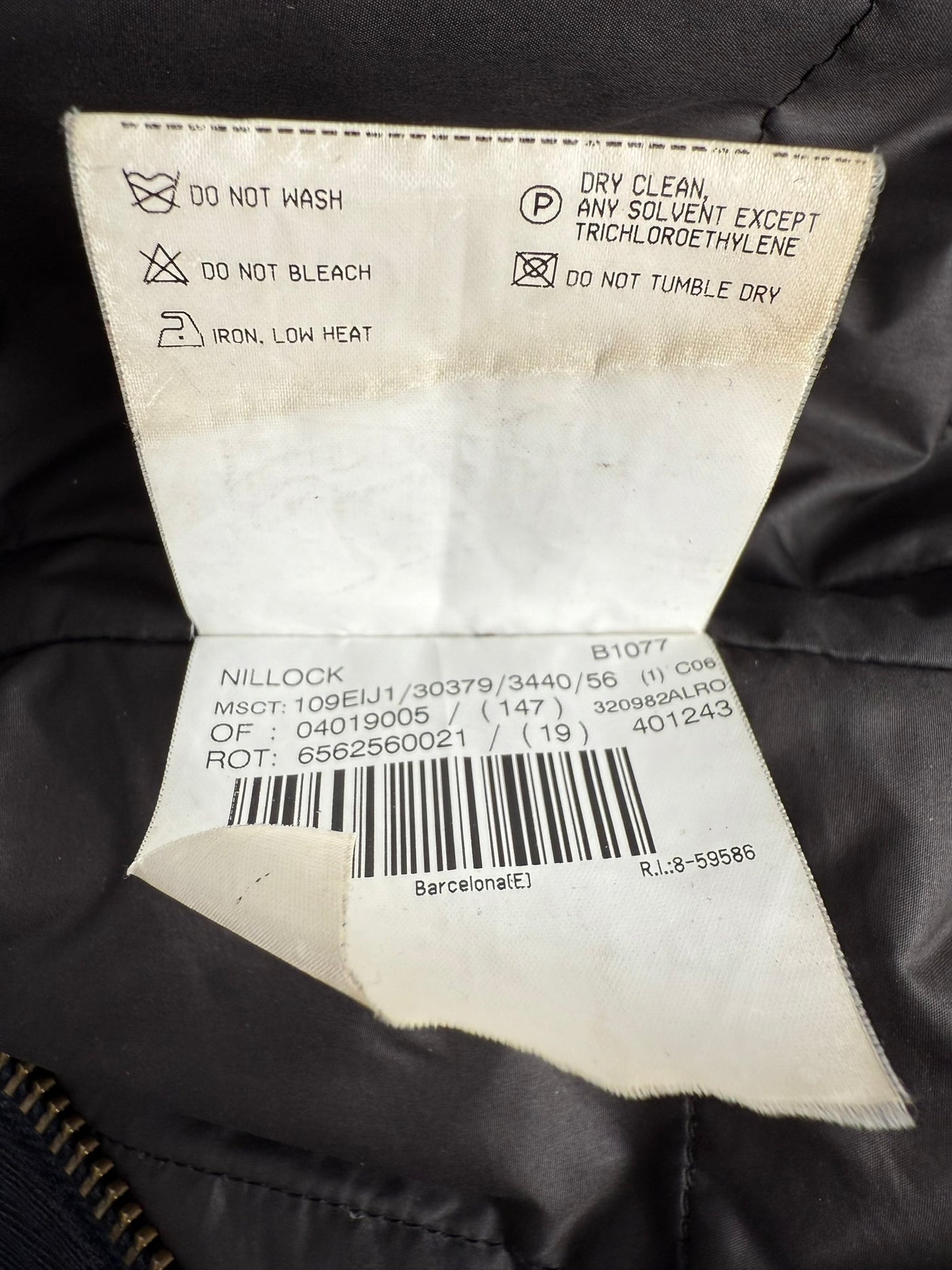 Abrigo Burberry (XXL)