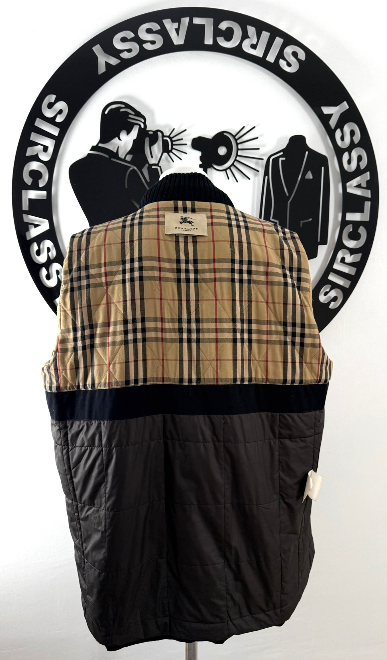 Abrigo Burberry (XXL)