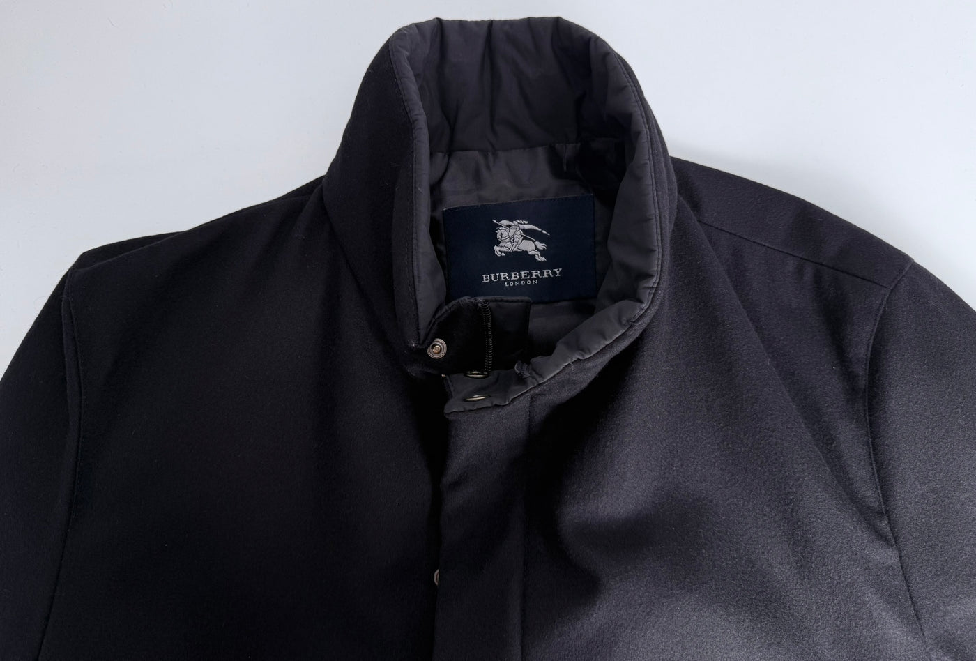 Abrigo Burberry (M)
