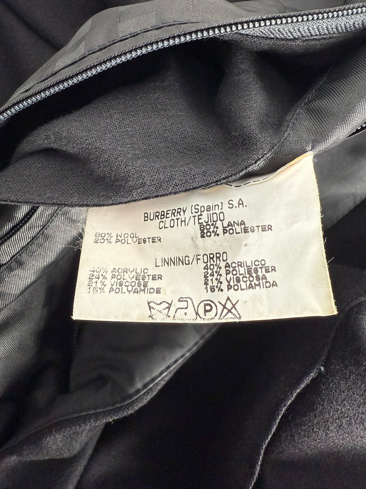 Abrigo Burberry (M)