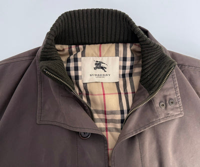 Abrigo Burberry (XL)