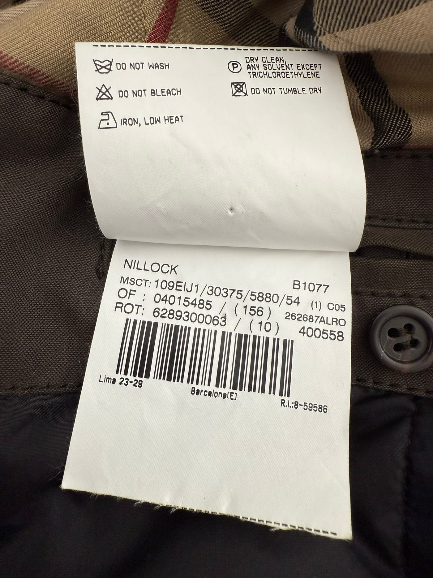 Abrigo Burberry (XL)