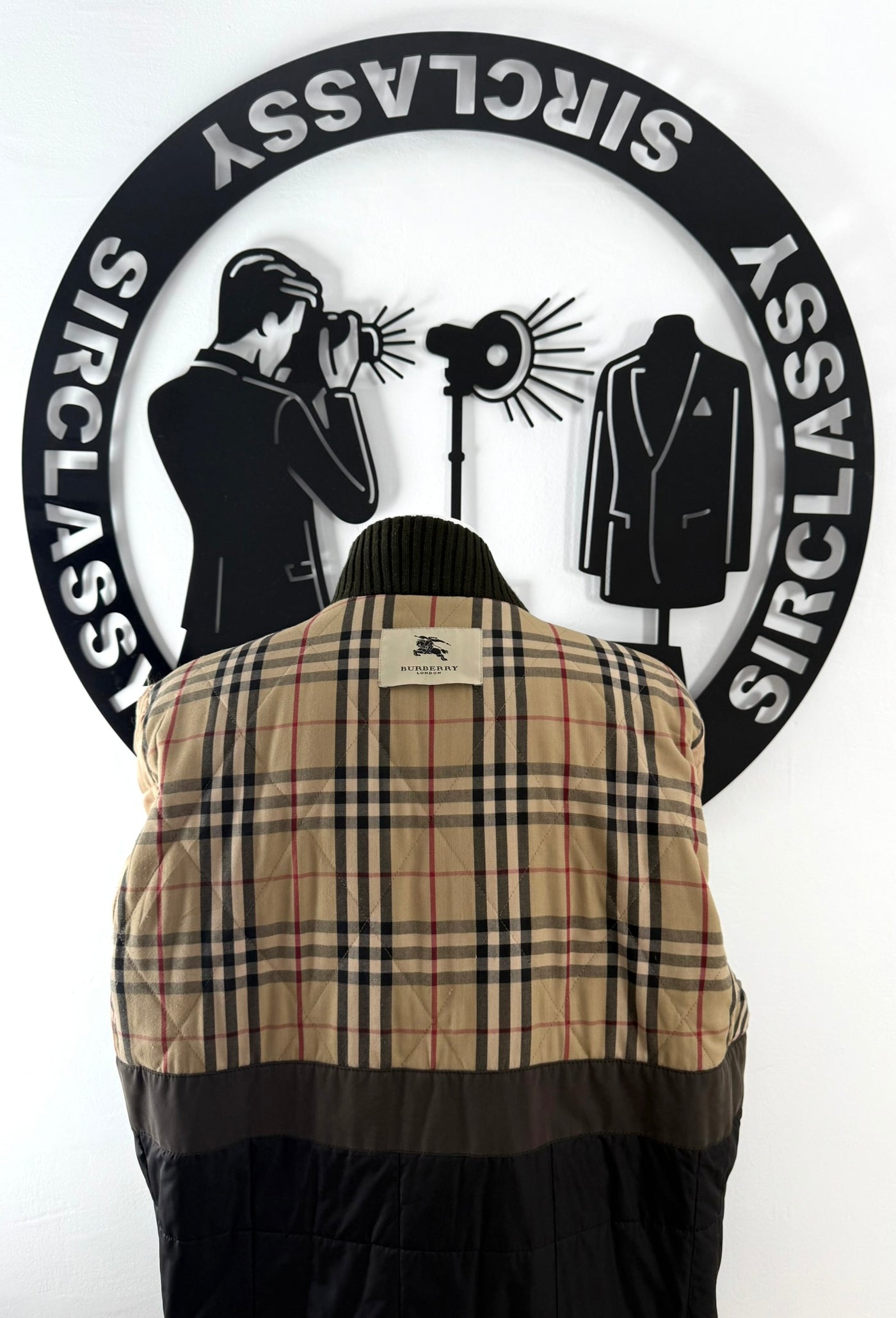 Abrigo Burberry (XL)