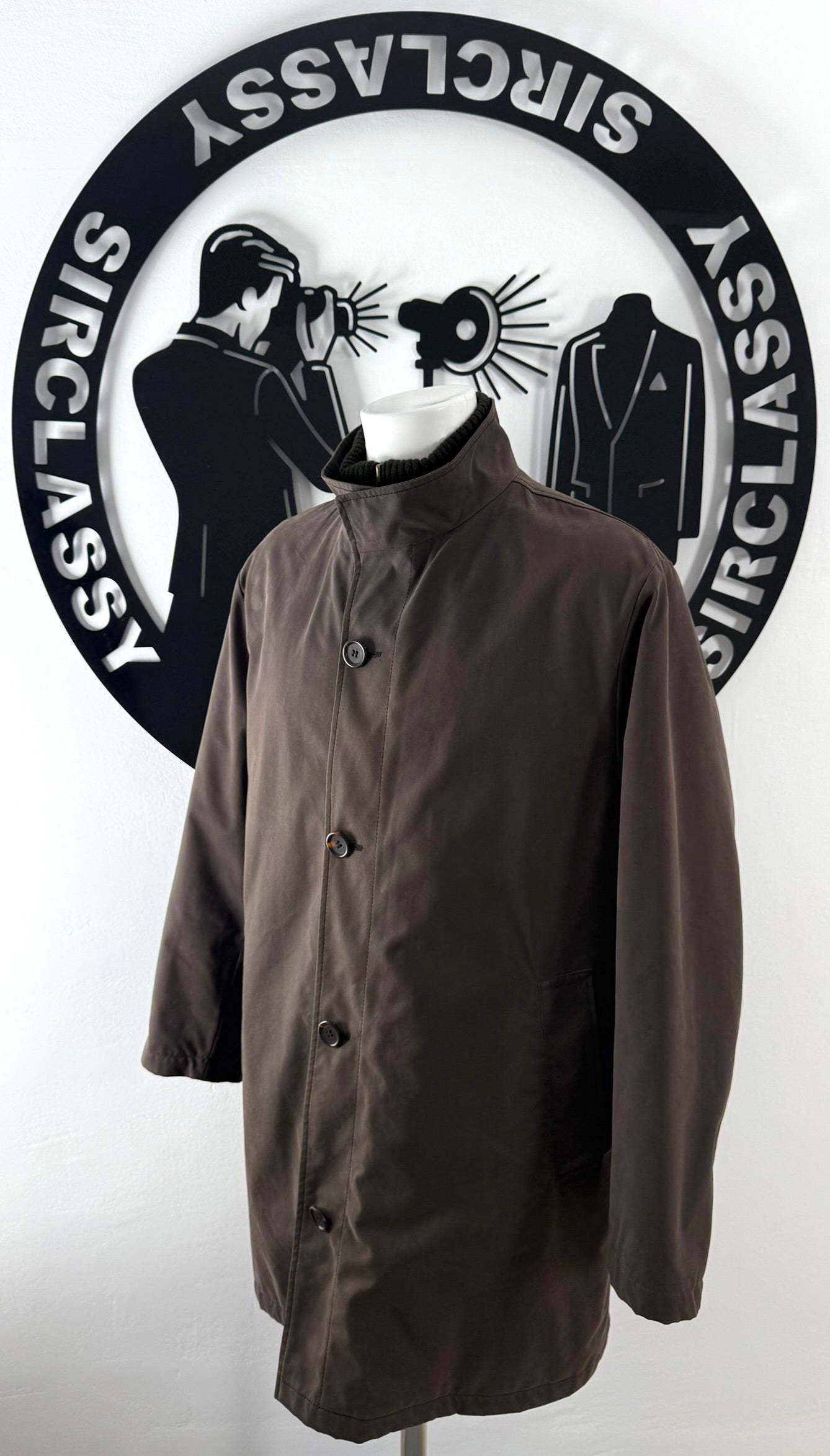 Abrigo Burberry (XL)