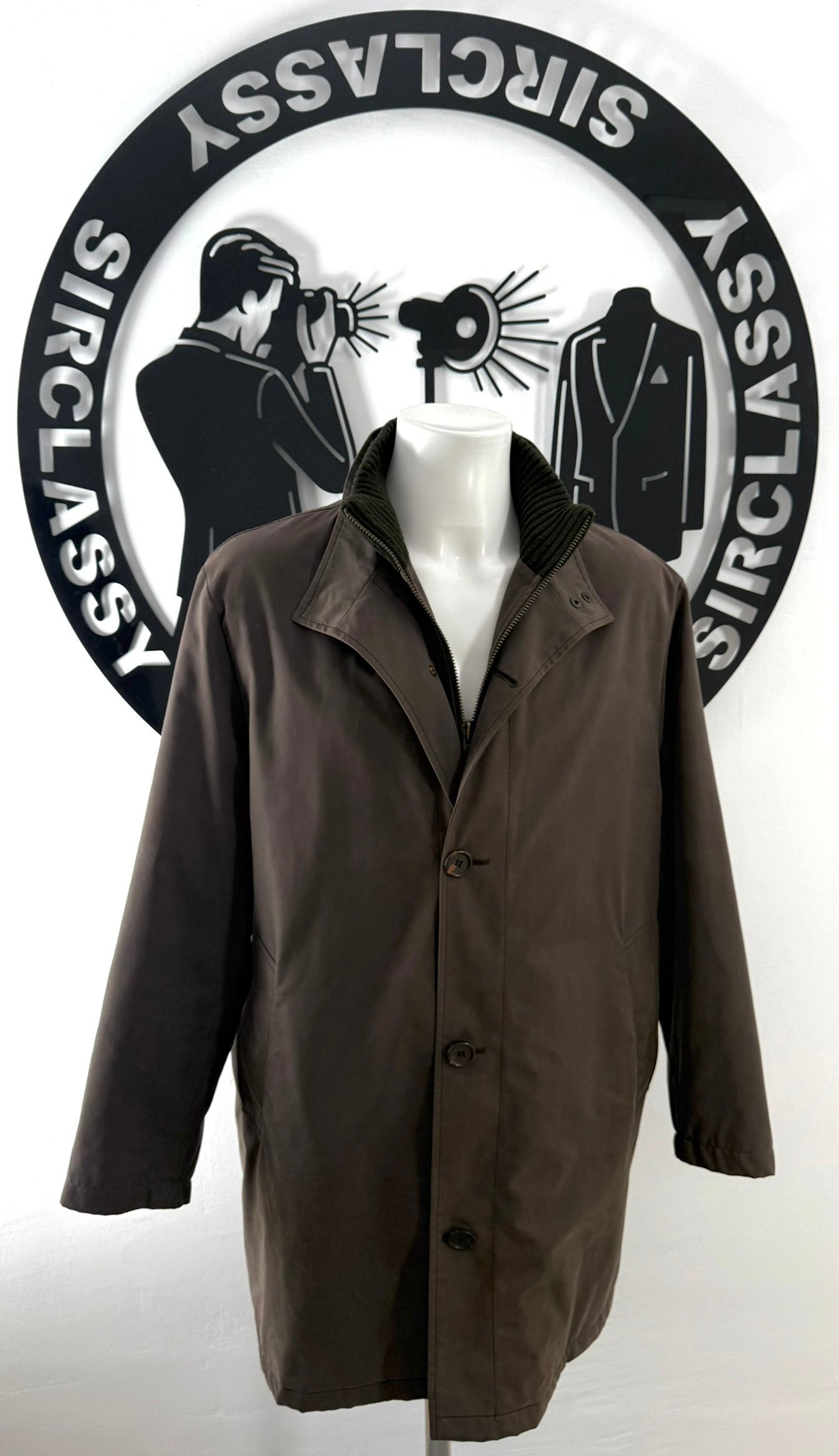 Abrigo Burberry (XL)
