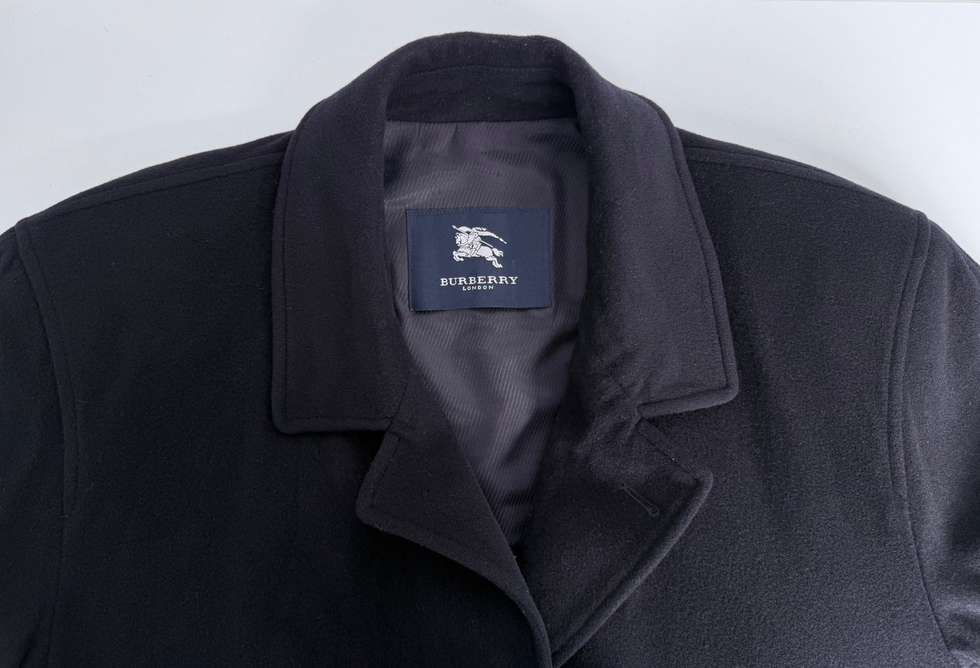 Abrigo Burberry (L)