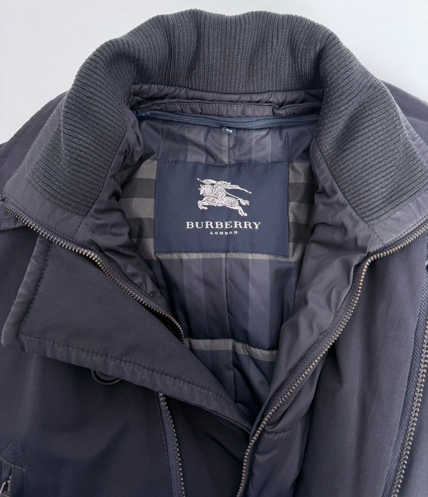 Abrigo Burberry (M)