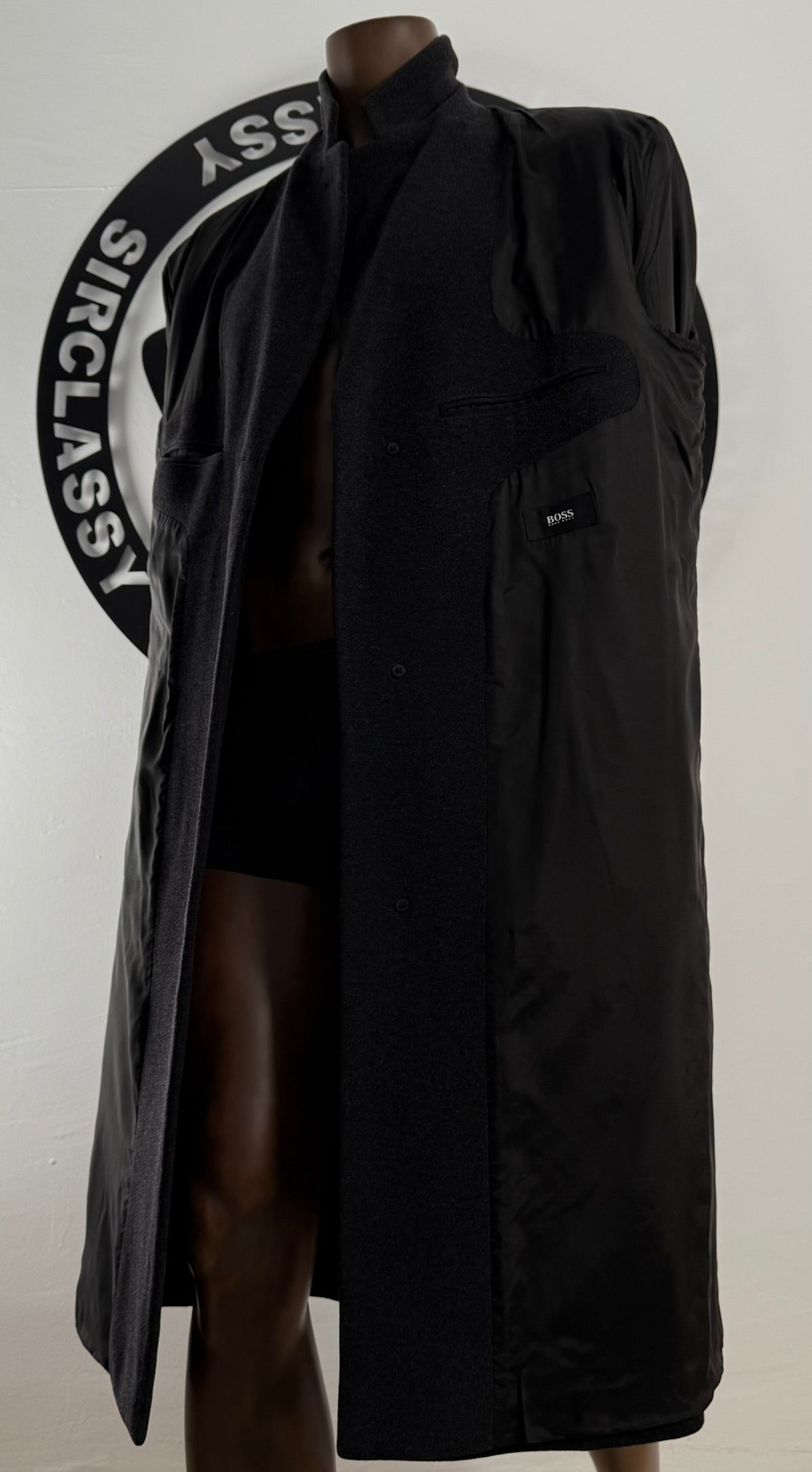 Abrigo Hugo Boss (XXL)