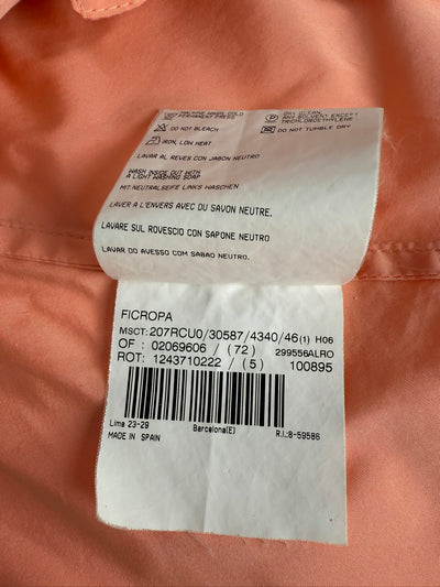 Gabardina Burberry (L)