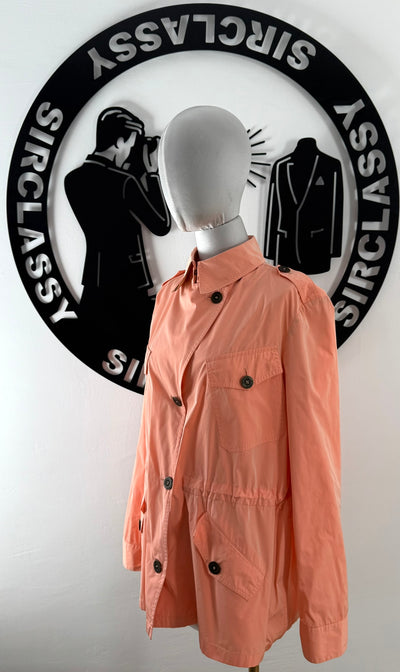 Gabardina Burberry (L)