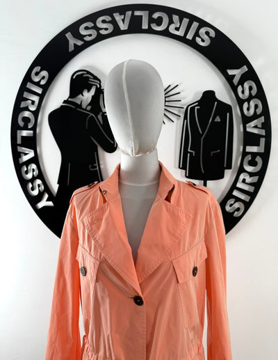 Gabardina Burberry (L)