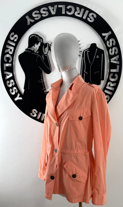 Gabardina Burberry (L)