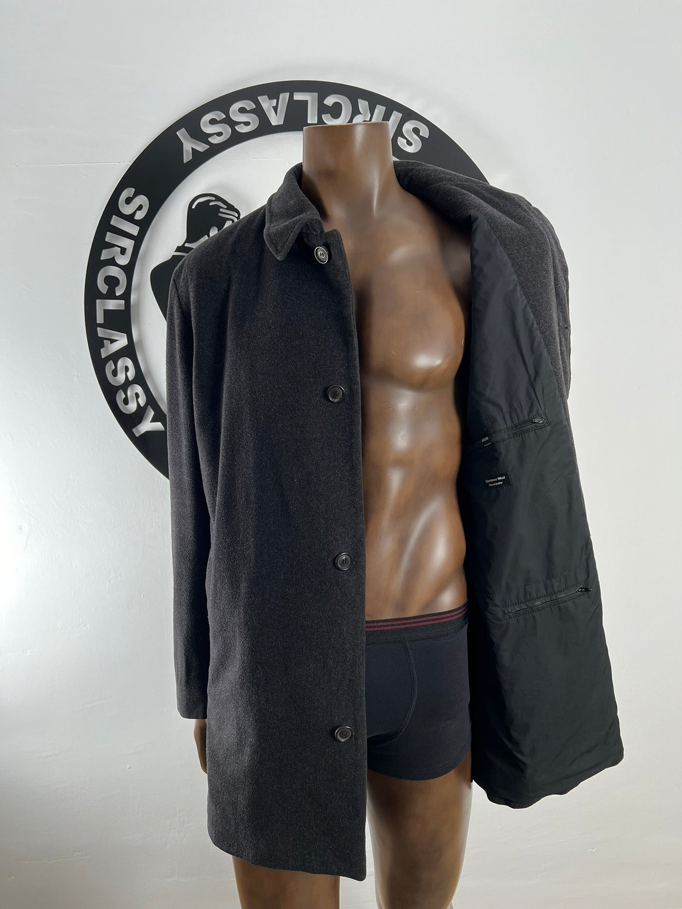 Abrigo Hugo Boss (XL)