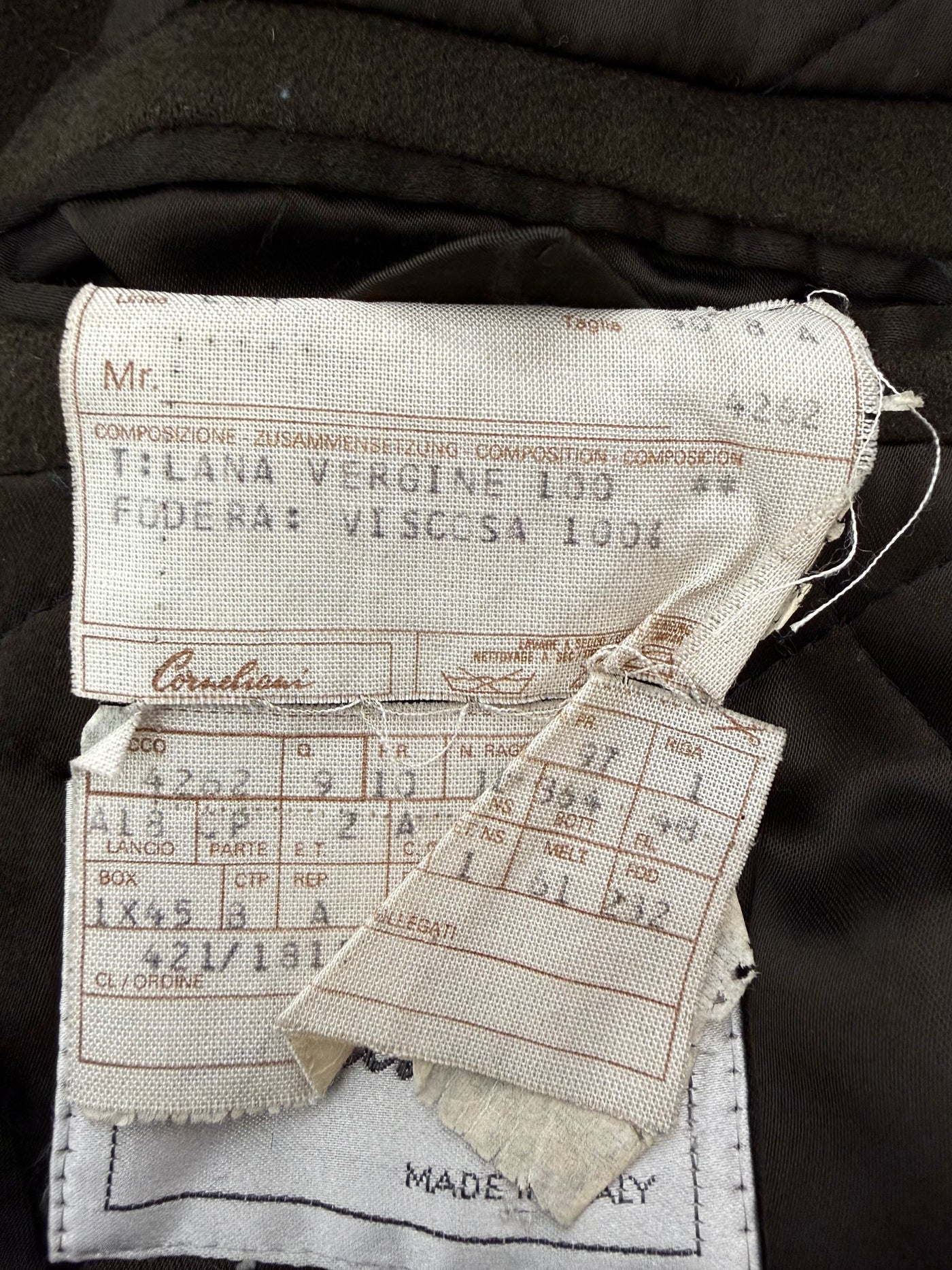 Abrigo Corneliani (L)