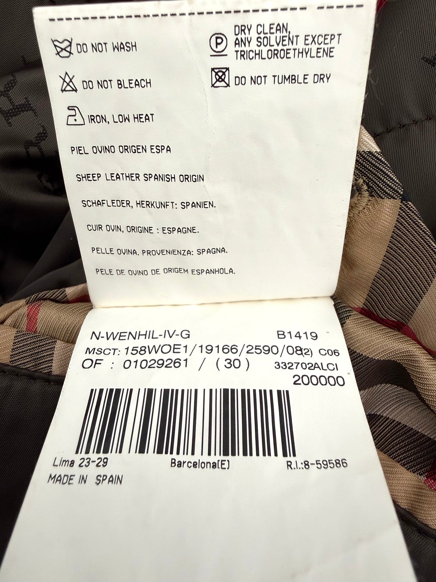 Abrigo de piel Burberry (XXL)