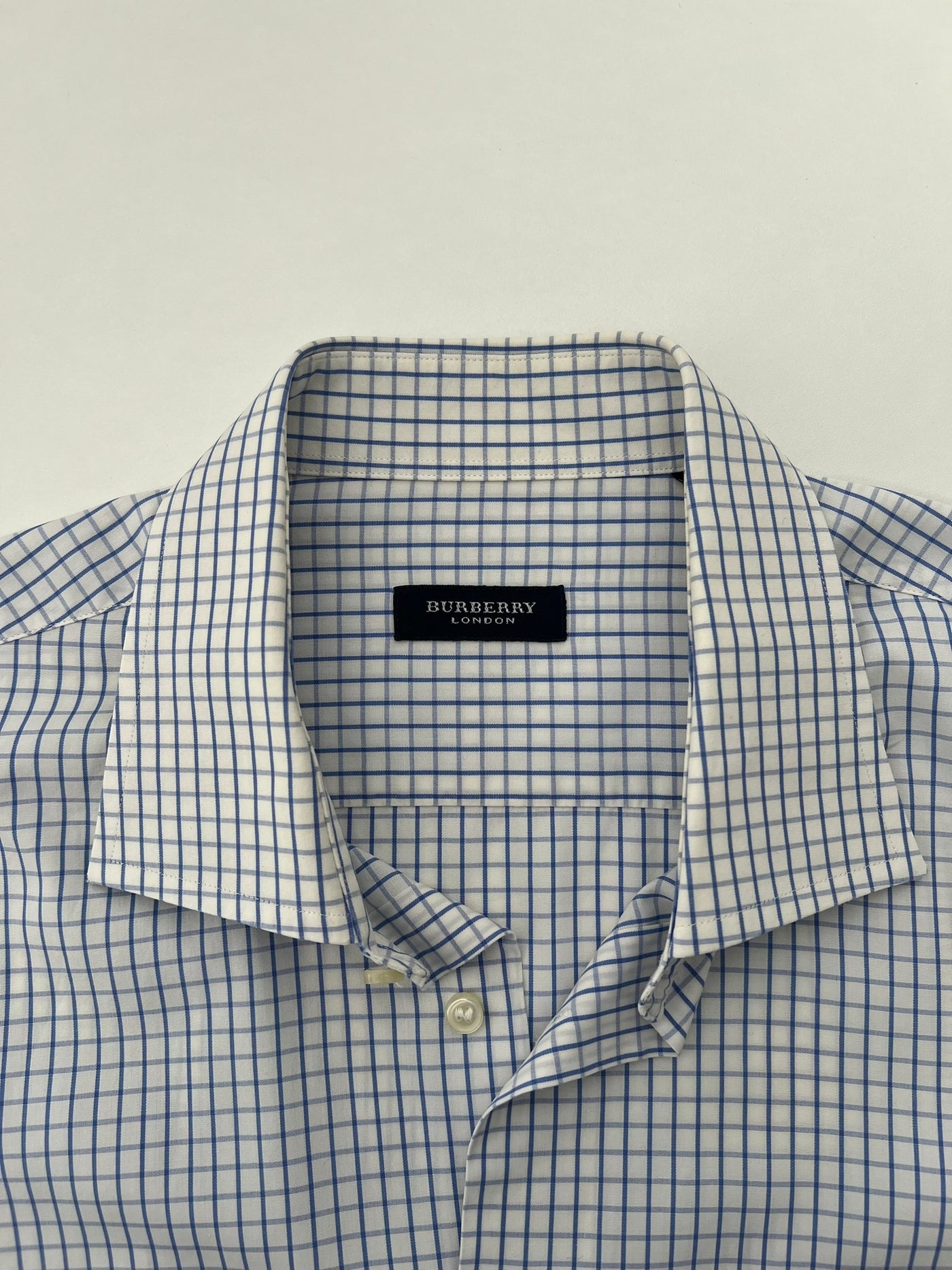 Camisa Burberry (XL)