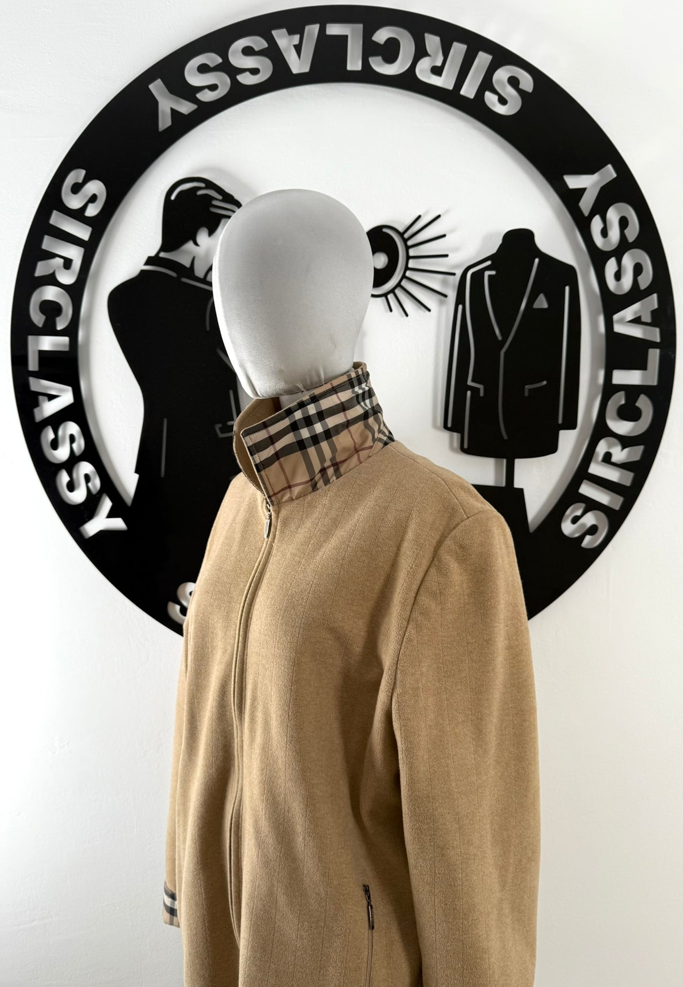 Chaqueta Burberry (XL)
