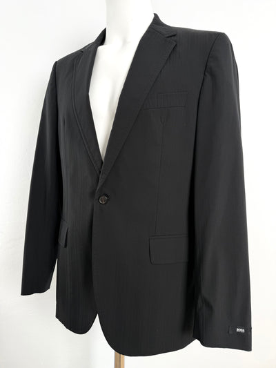 Traje Hugo Boss (M)