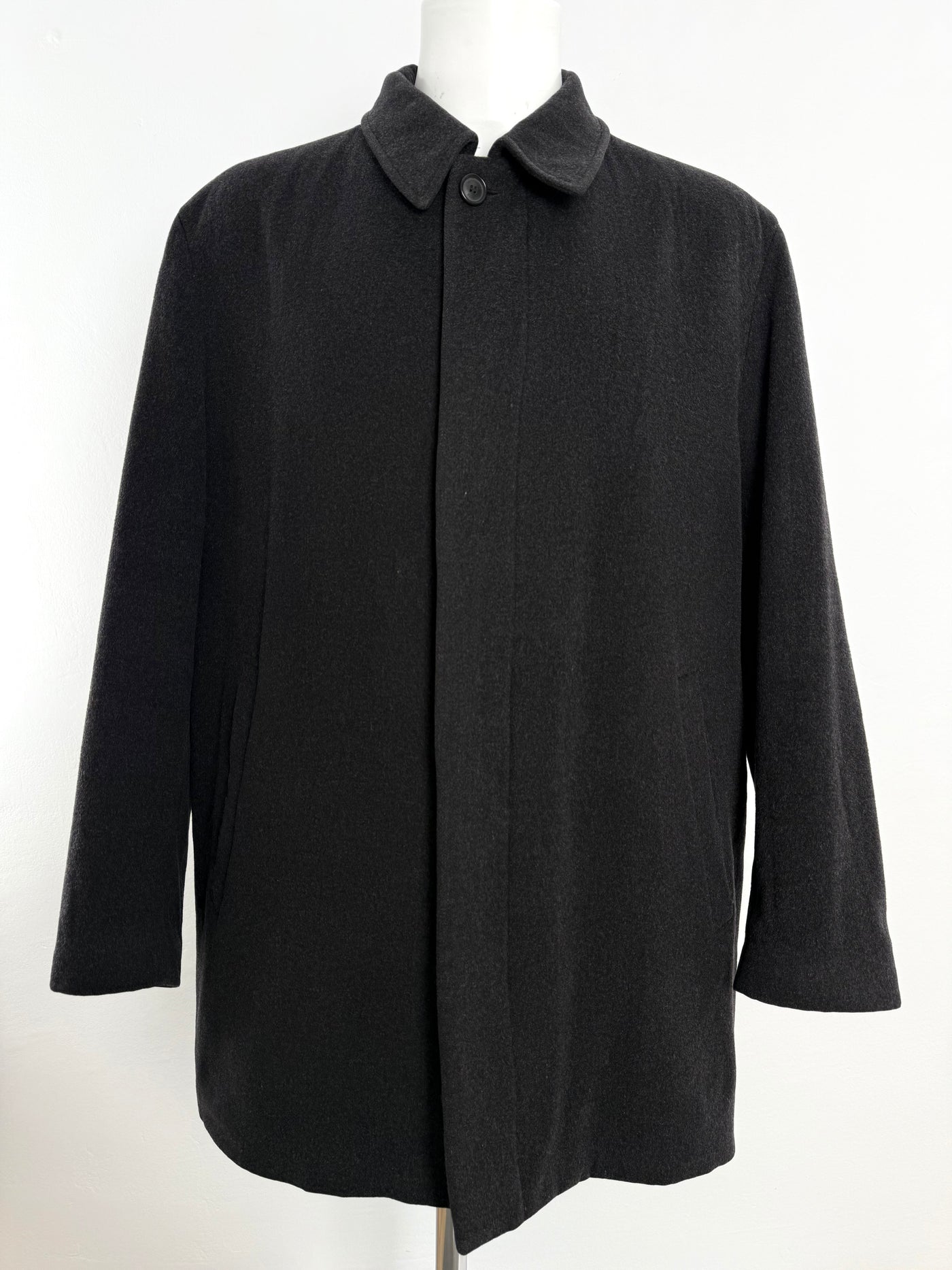 Abrigo Hugo Boss (XL)