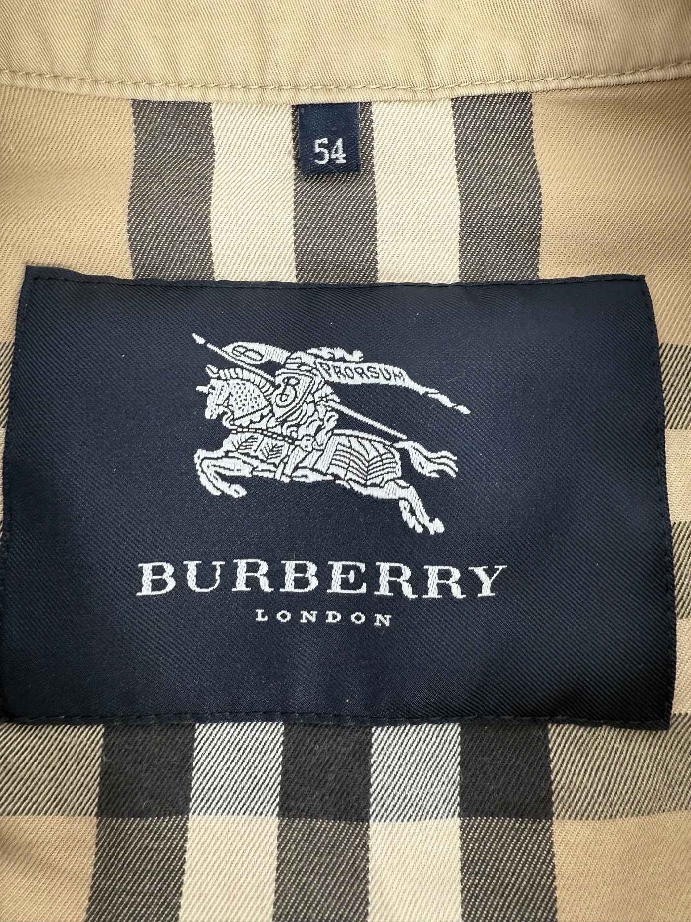 Cazadora Burberry (L)