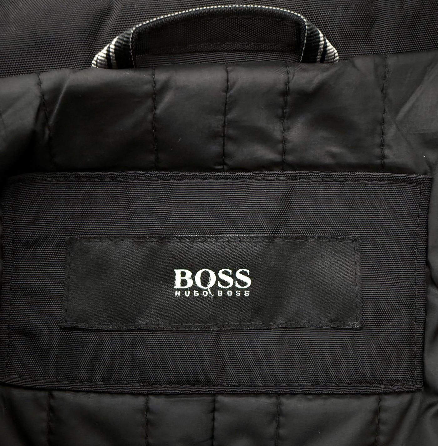 Abrigo Hugo Boss (XL)