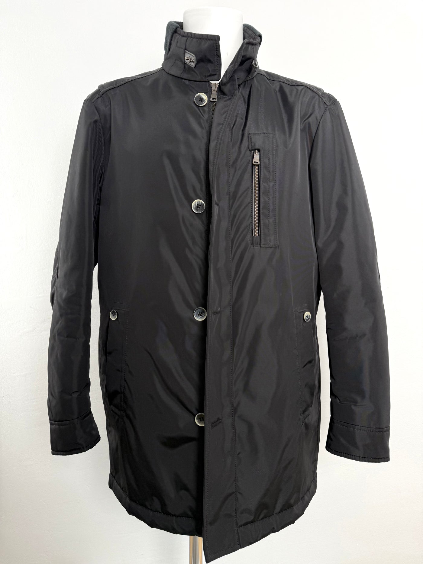 Abrigo Hugo Boss (XL)