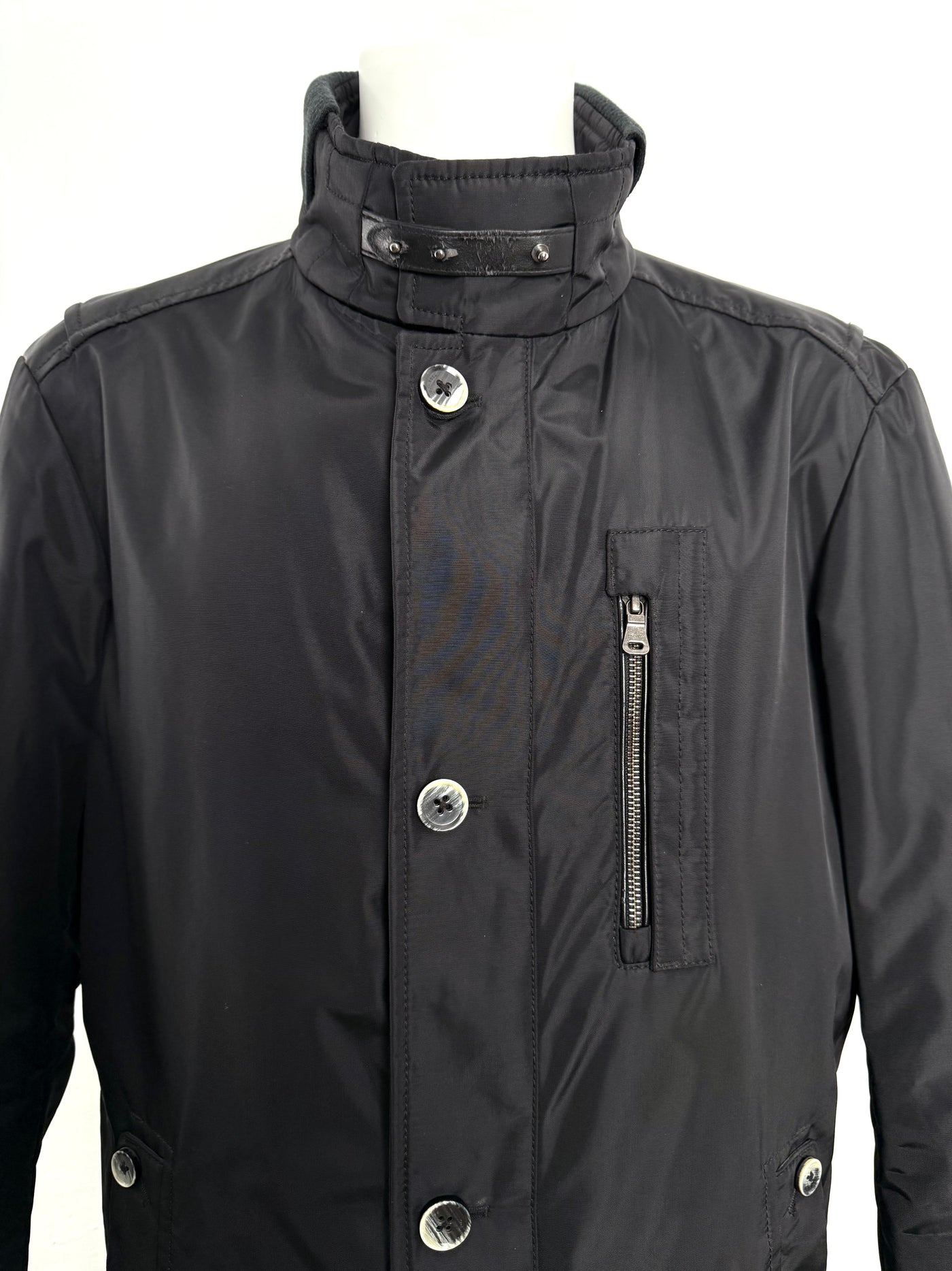 Abrigo Hugo Boss (XL)