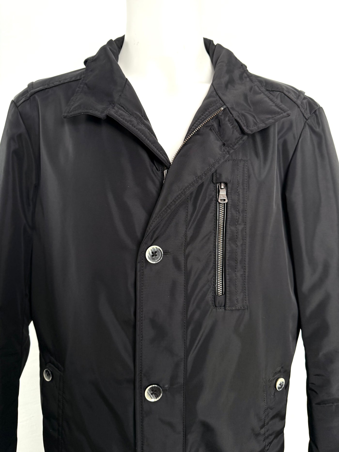 Abrigo Hugo Boss (XL)