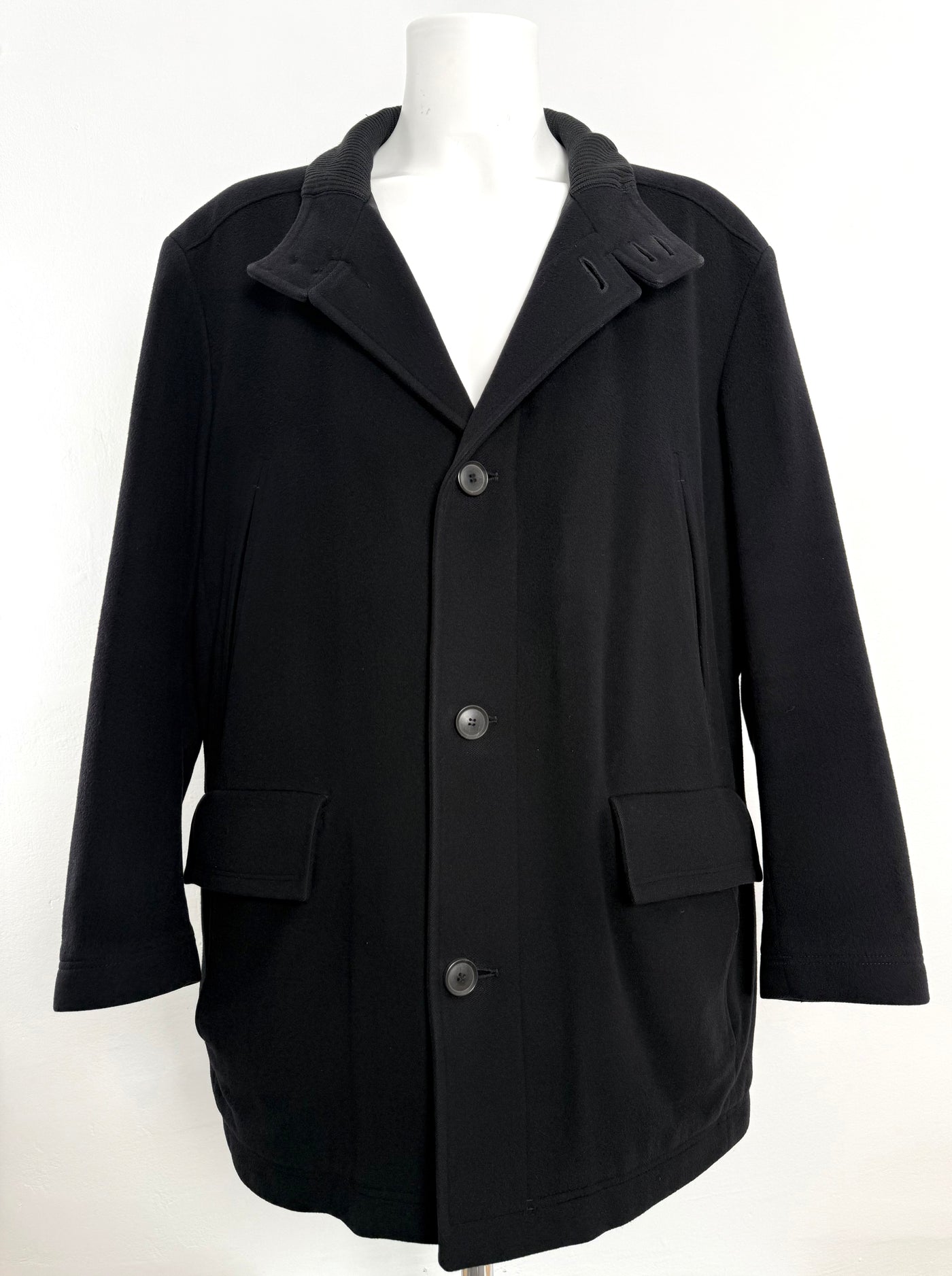 Abrigo Hugo Boss (XXL)