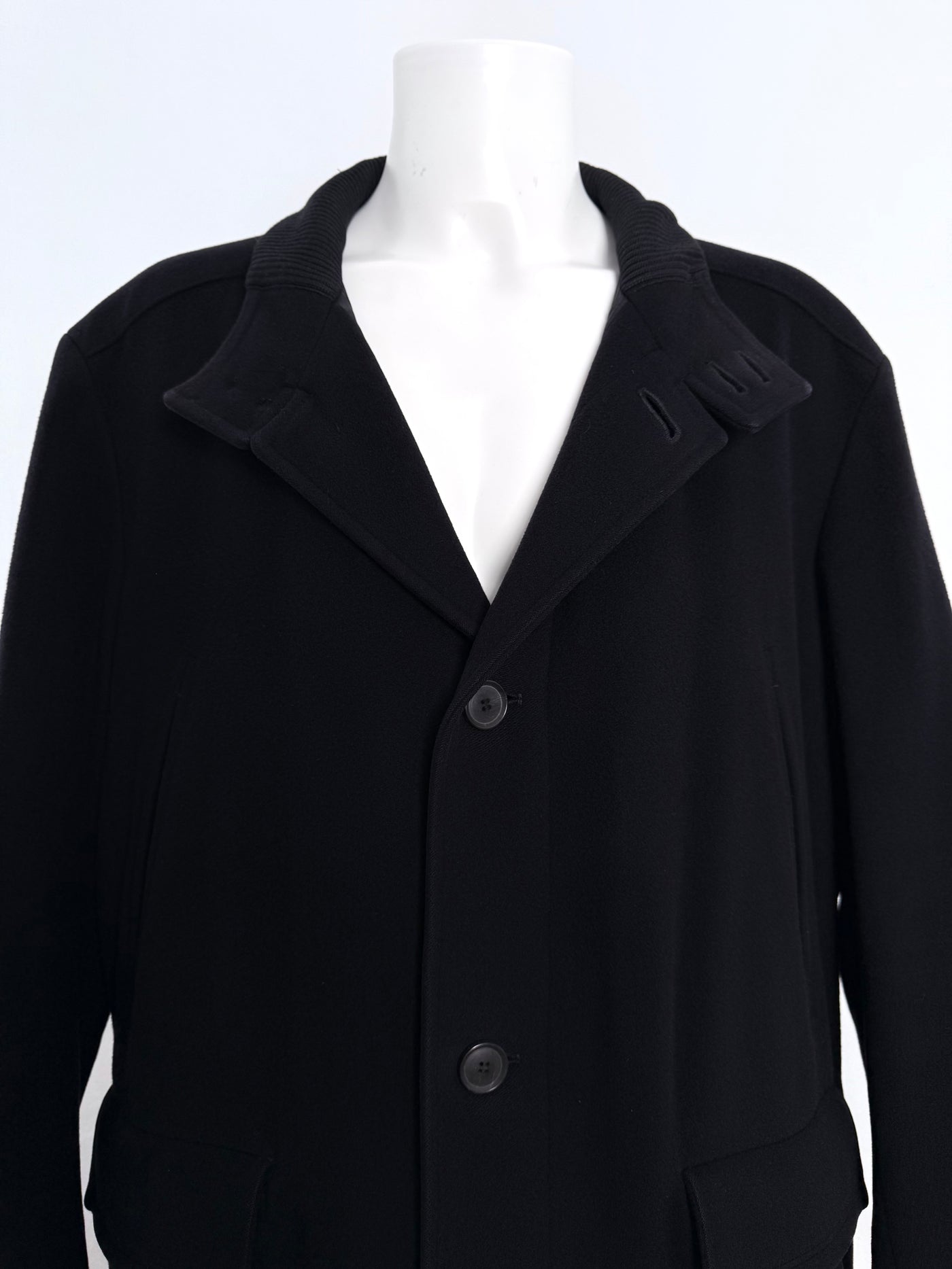 Abrigo Hugo Boss (XXL)